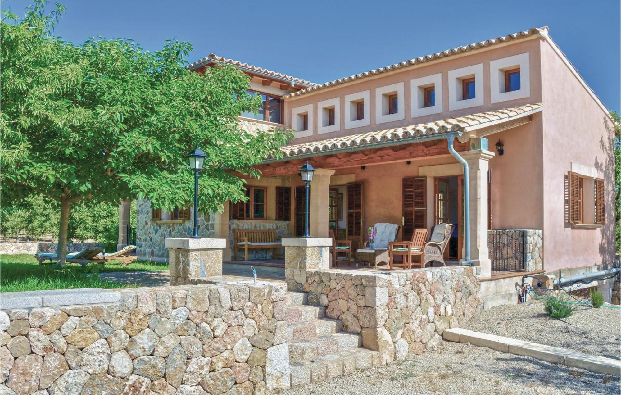 Beautiful In Santa Maria With Kitchen
